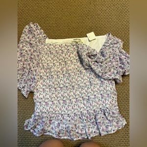 ADORABLE off the shoulder lavender top